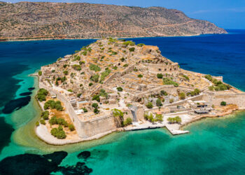 Destine with me to stay at Greece’s most desired hotel